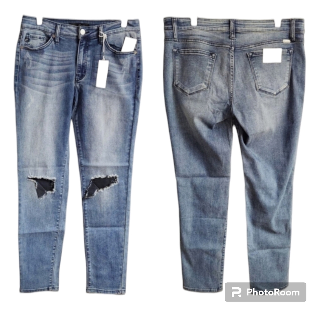 🆕Women's KanCan Mid Rise Distressed Knee Dark Wash Skinny Jeans